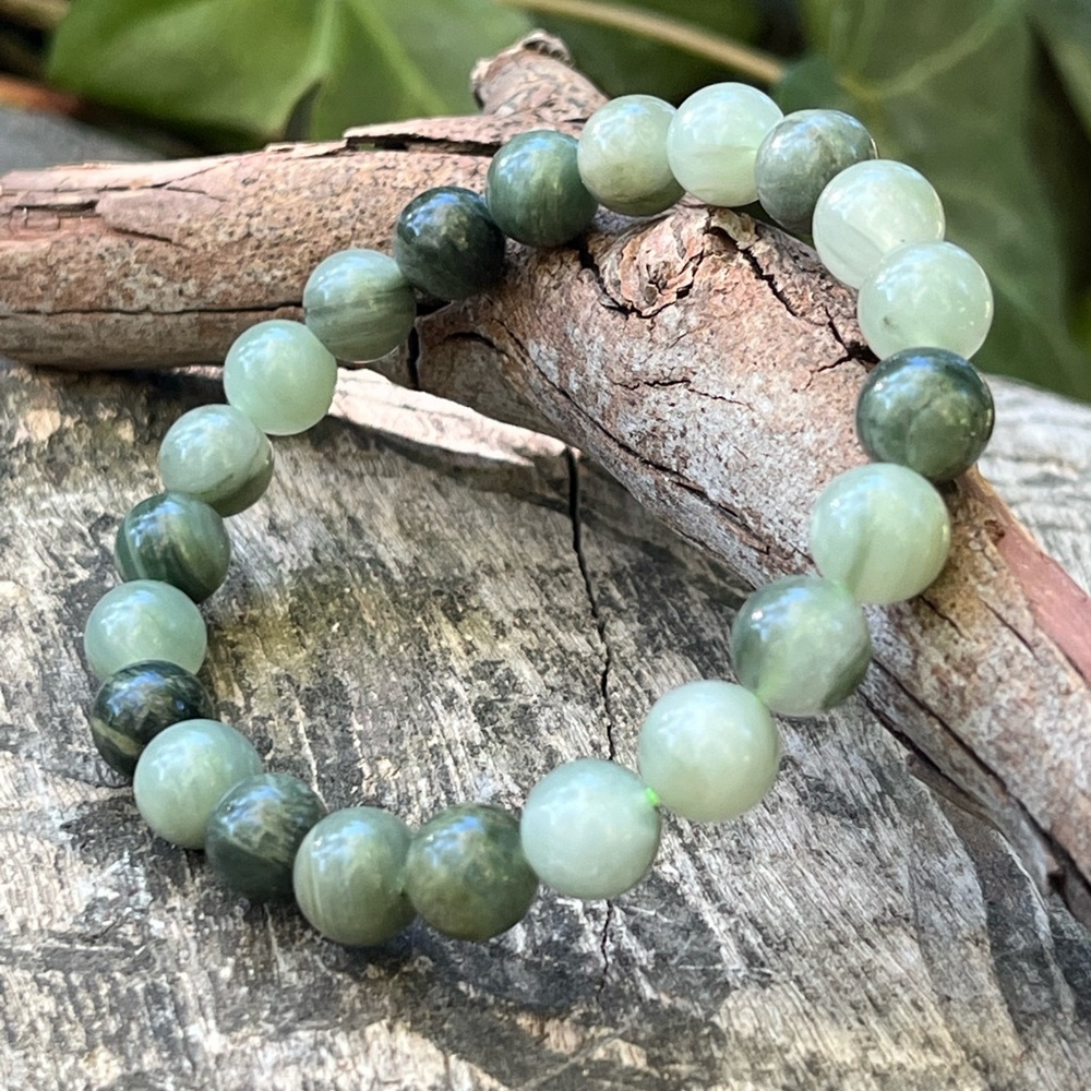 8mm‎ stretchable grass agate bracelet